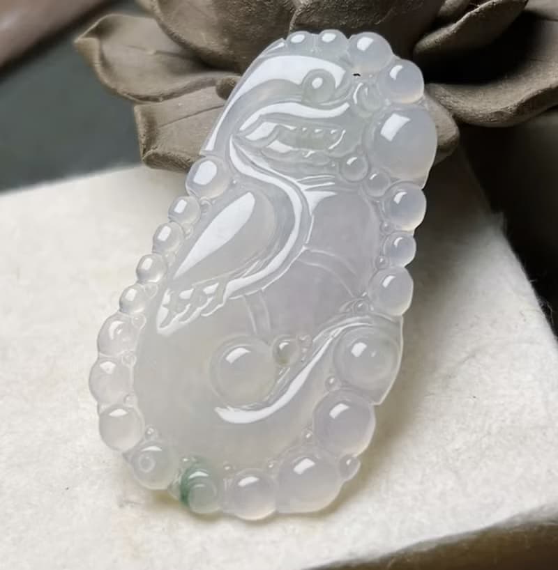 冰種飄花翡翠懷古龍牌項鍊 | 天然緬甸玉翡翠A貨 | 送禮