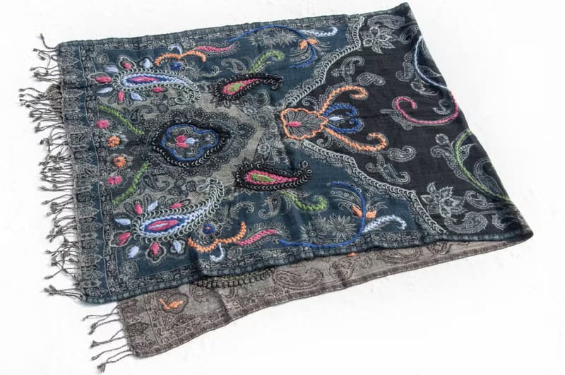 羊絨毯 刺繡毛毯 羊毛蓋毯 保暖披肩 針織毯 刺繡羊毛披肩/針織蓋毯/刺繡圍巾/羊絨披巾/喀什米爾Cashmere-花朵