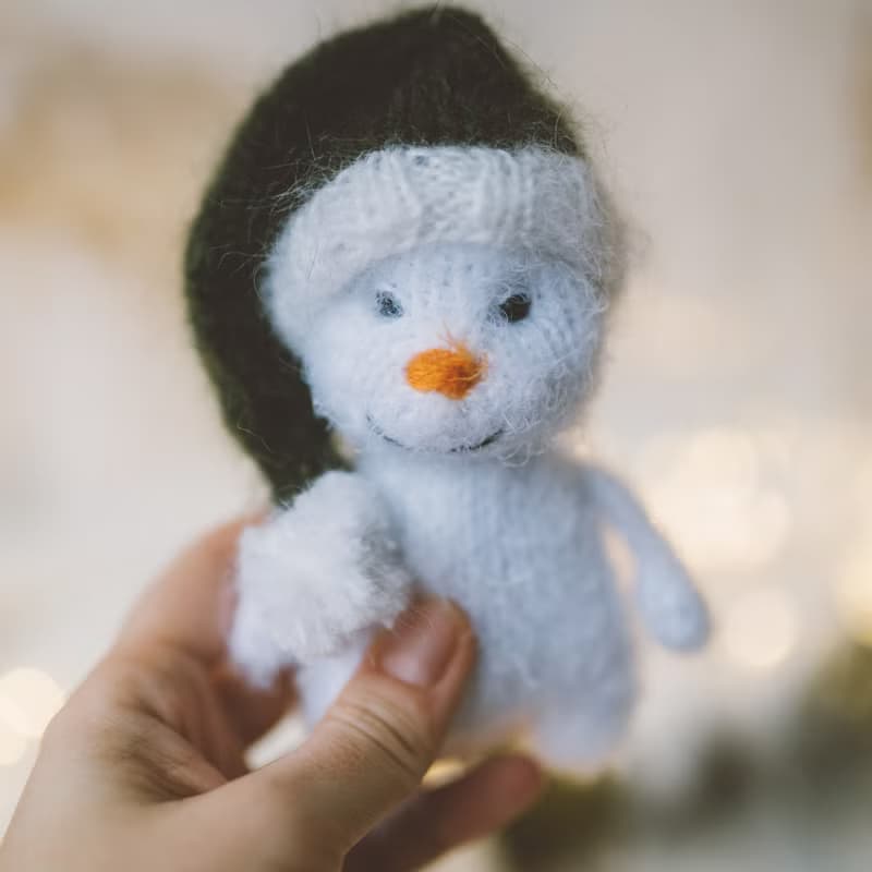 【數位】Cutie the Snowman knitting pattern. DIY New Year gift. English PDF.
