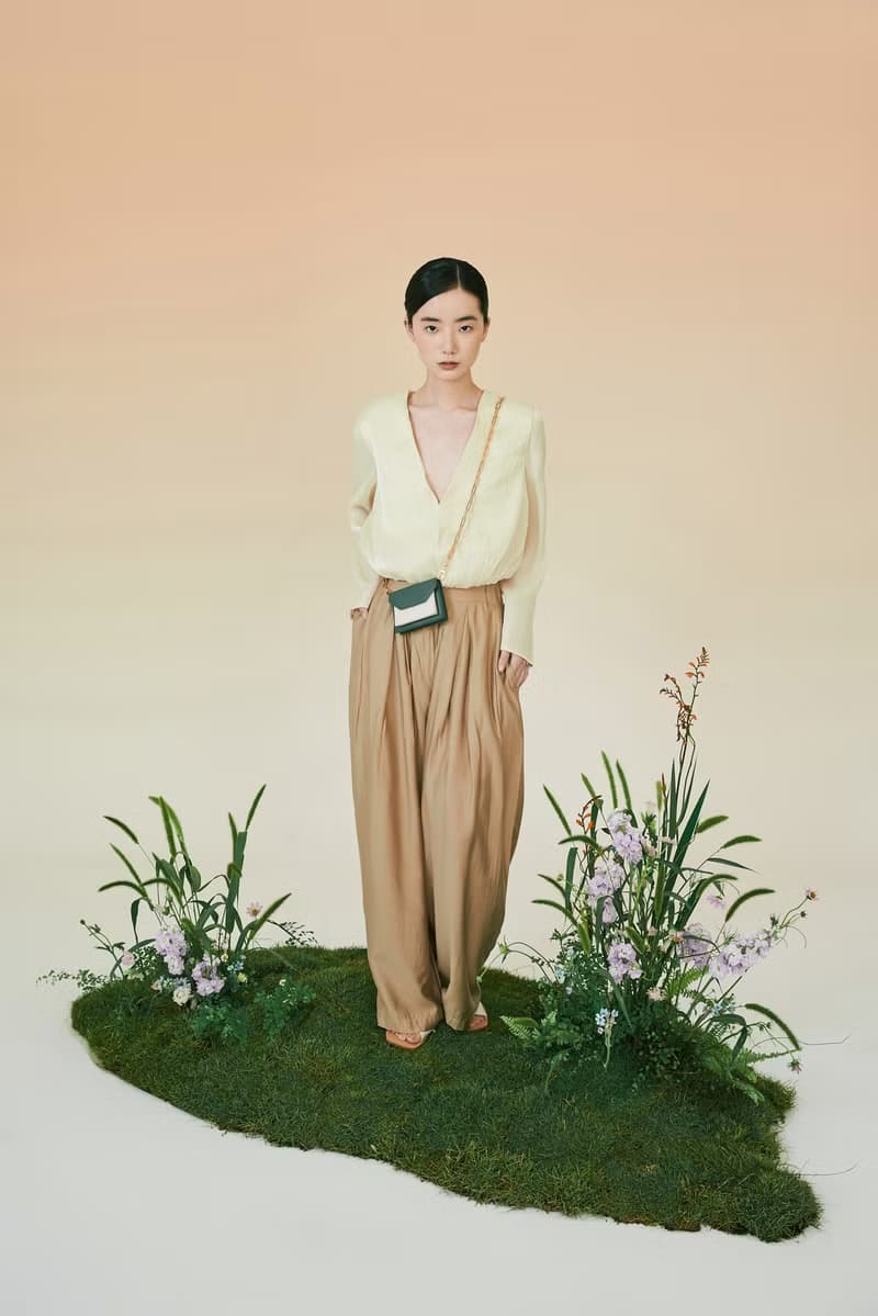 Micro Cedar Bag 素皮革拼色卡包 零錢包 斜背包 綠色x米白色