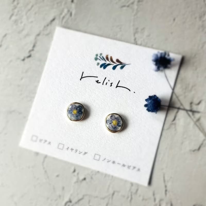 【再販】パンジー ビオラ 金継ぎ 陶器 ピアス イヤリング ノンホールピアス 花 春の花 春 小ぶり 小さい シンプル ギフト プレゼント 贈り物 母の日