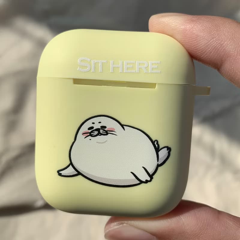 廢物小海豹 奶油黃色磨砂軟殼 AirPods 耳機保護套 耳機殼