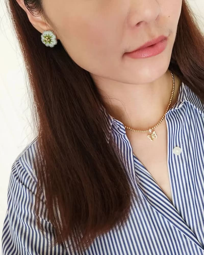 花燦蝶舞 - 淺藍燦花刺繡耳環