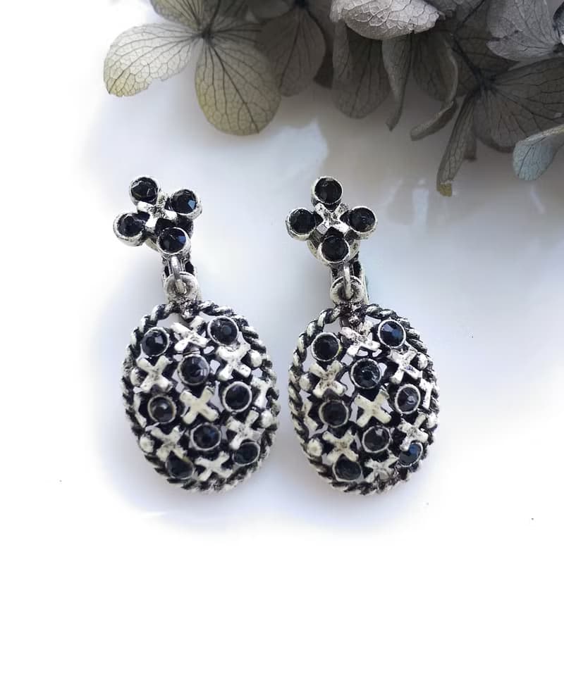 Vintage Jewelry 西洋古董飾品 FLORENZA  黑白琺瑯 夾式耳環