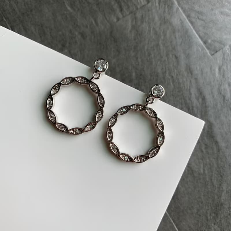 菱形鑲鑽耳環|鋯石I耳針(共兩色)