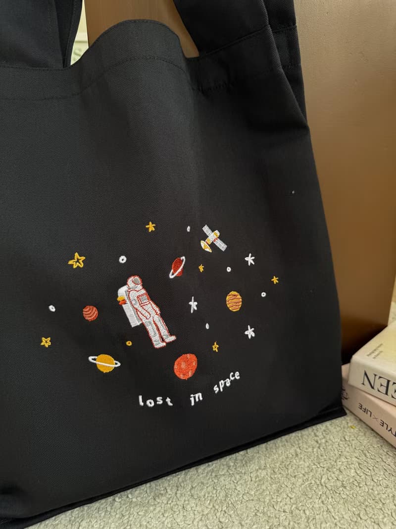 棉質刺繡購物肩背袋   Black Space