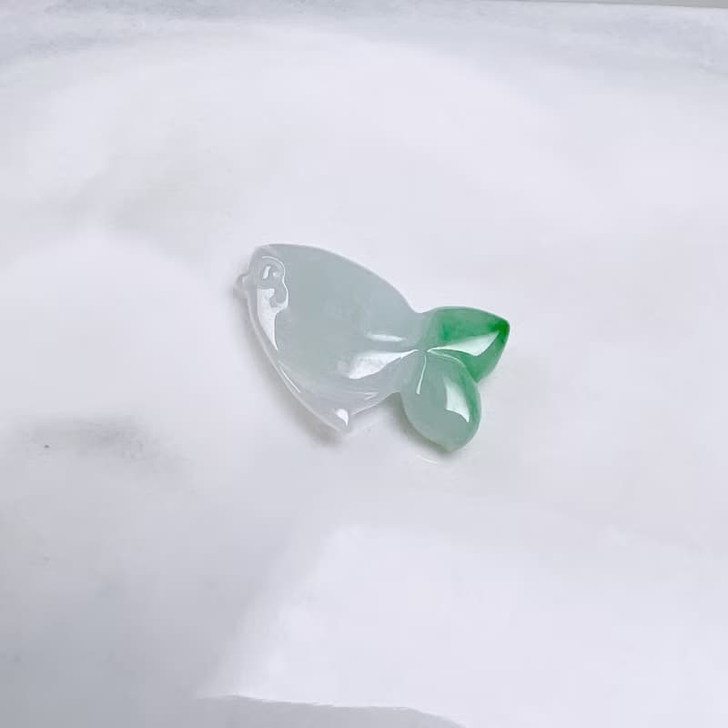 冰飄陽綠翡翠小魚 | 天然緬甸A貨翡翠 | 送禮