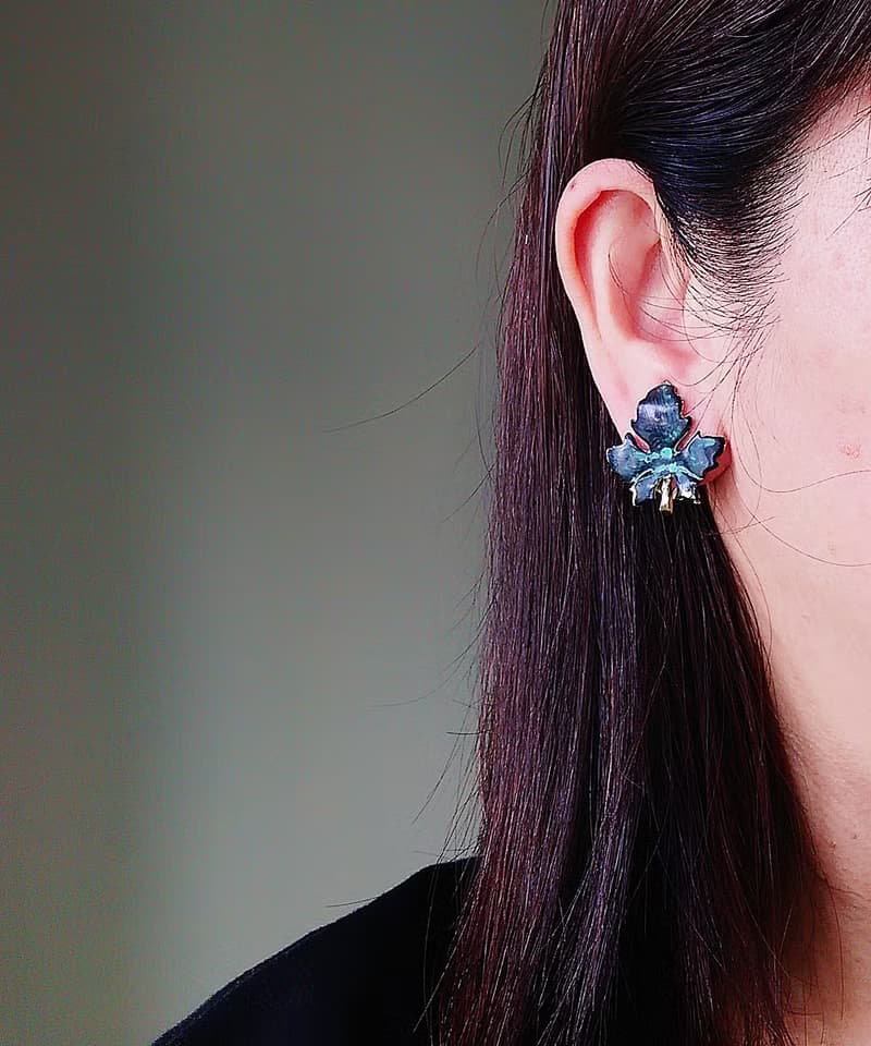 vintage jewelry  典雅銅青色琺瑯楓葉 夾式耳環