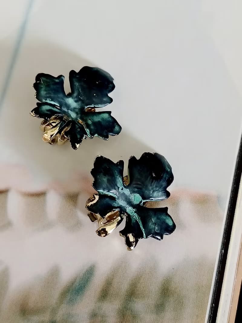 vintage jewelry  典雅銅青色琺瑯楓葉 夾式耳環