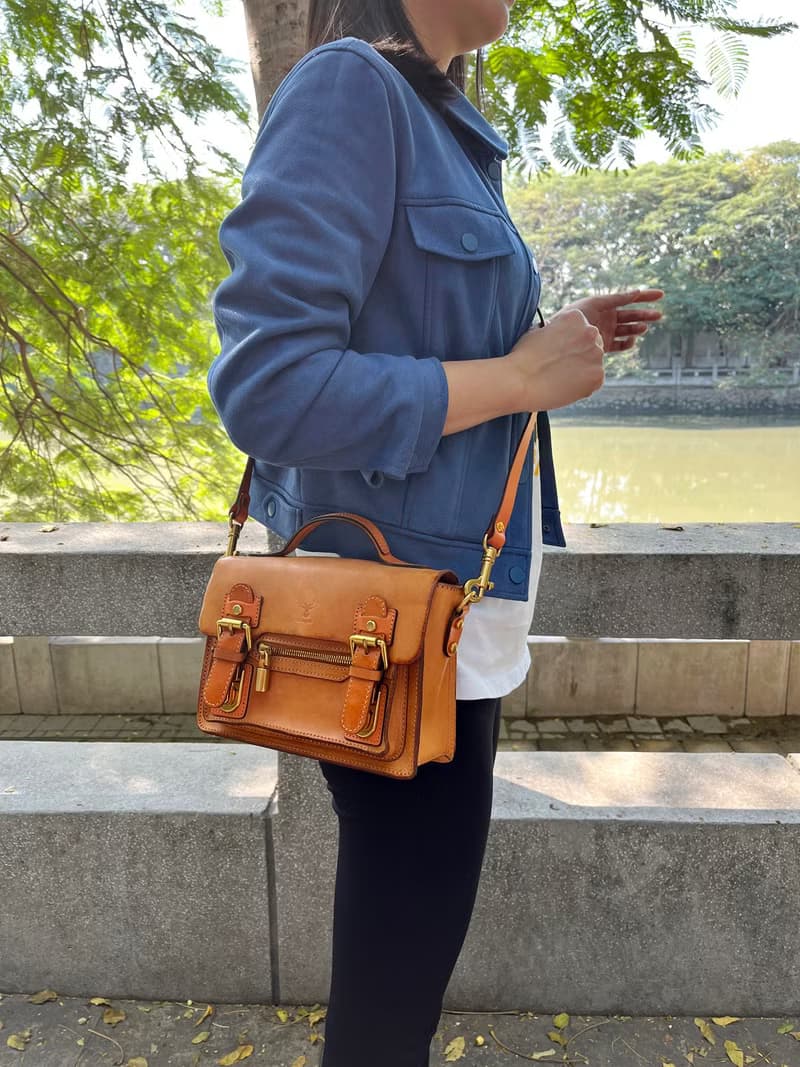手作經典郵差包 原創復古劍橋包 頭層植鞣牛皮小方包 女士文藝手