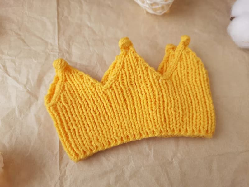 Crown headband. Knitted crown birthday hat. Crown Baby Childrens Headdress