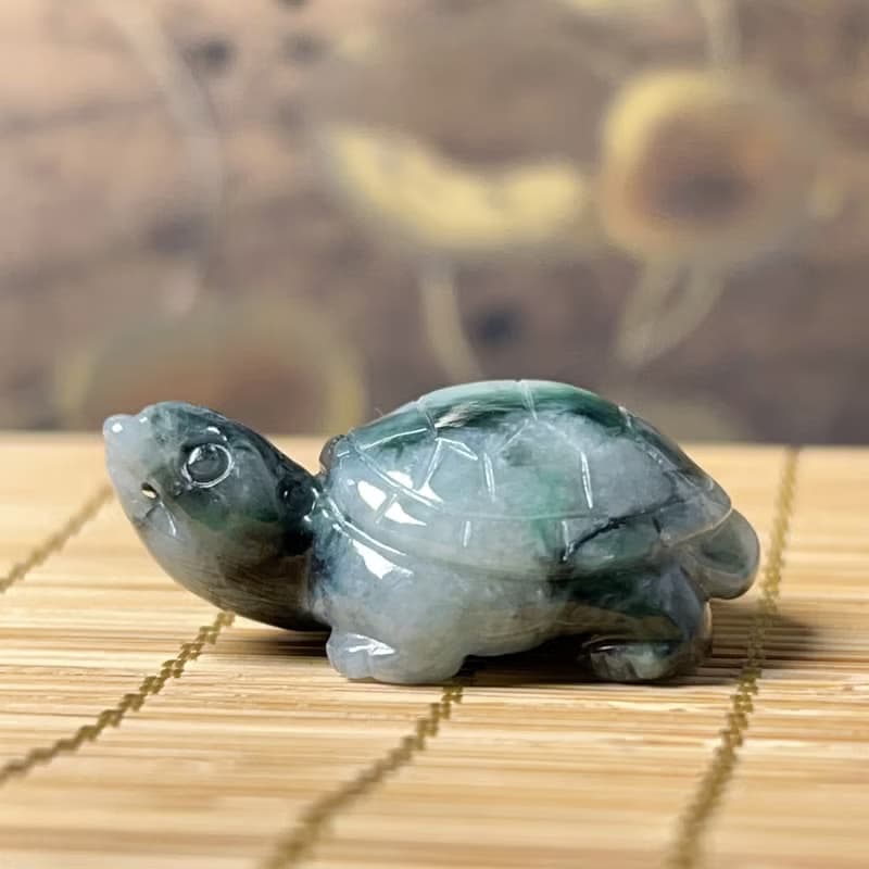 【吉祥‧長壽】飄花翡翠烏龜 | 天然緬甸A貨翡翠 | 送禮