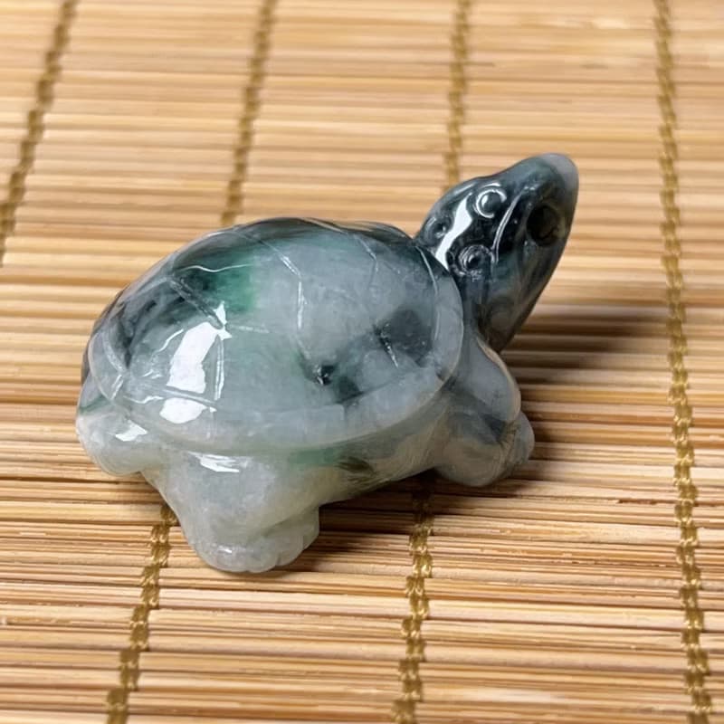 【吉祥‧長壽】飄花翡翠烏龜 | 天然緬甸A貨翡翠 | 送禮