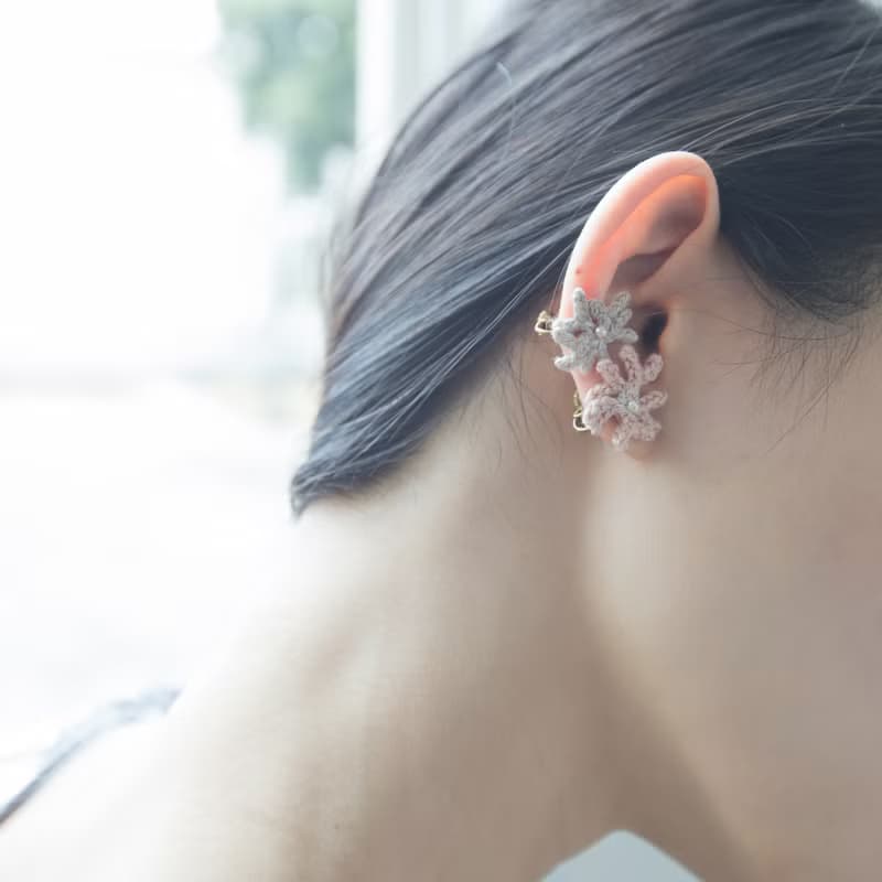 岩生鹿角刺繡鉤織耳環 春日珍珠 裸褐