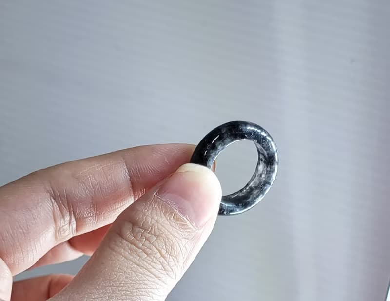 【親翠】天然翡翠 黝黑圓骨手指鐲戒圈10號 畢業禮物