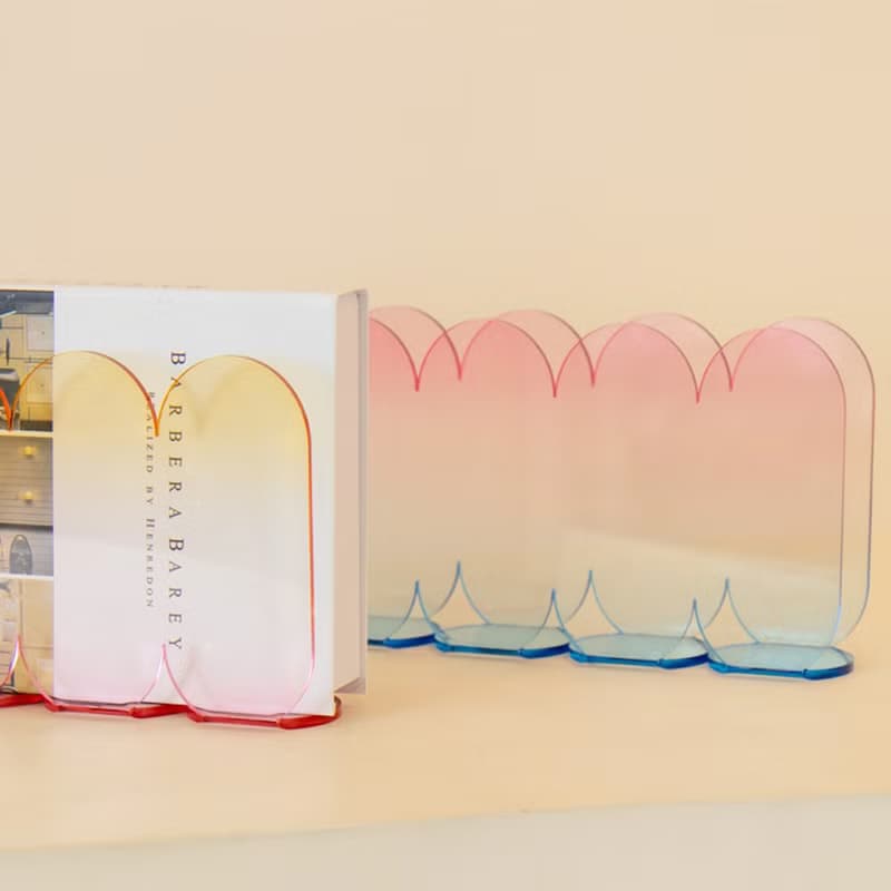 Acrylic magazine rack