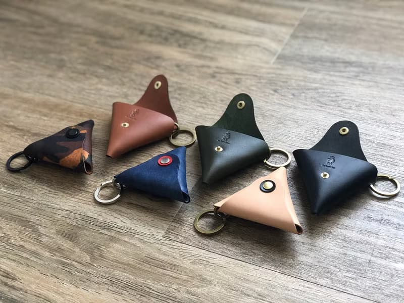 日本製【Takumicsタクミクス】三角零錢包 鑰匙圈 散紙包 原色革