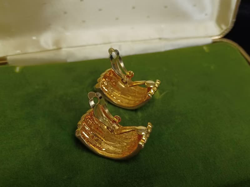vintage jewelry  古董夾式耳環 直瀑
