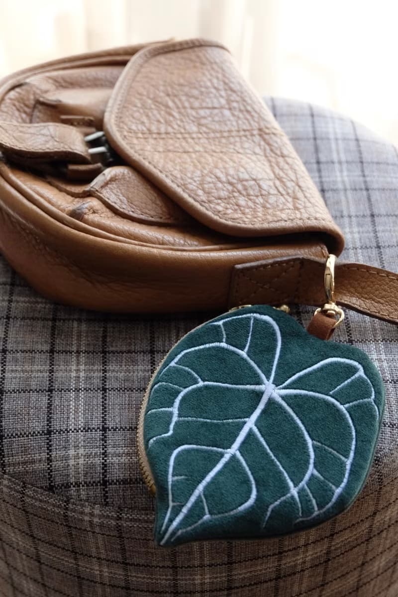 Embroidery soft green Anthurium leaves mini pouch size m
