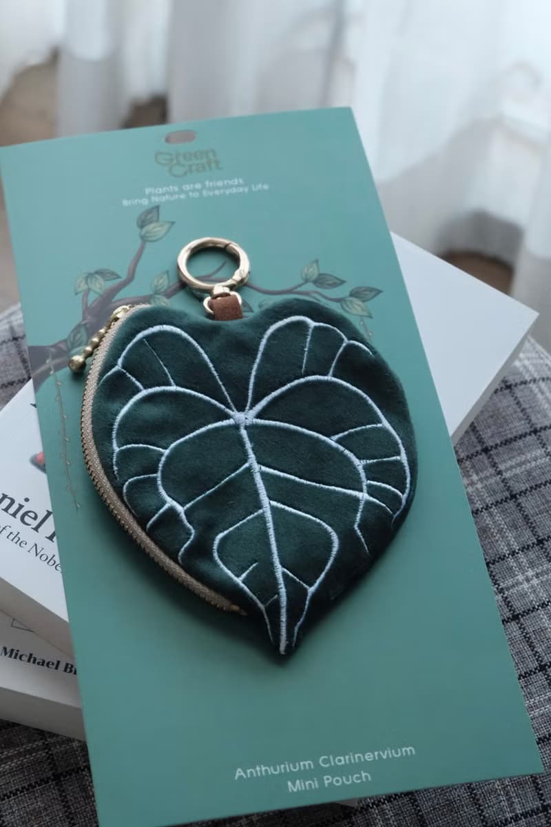 Embroidery soft green Anthurium leaves mini pouch size m