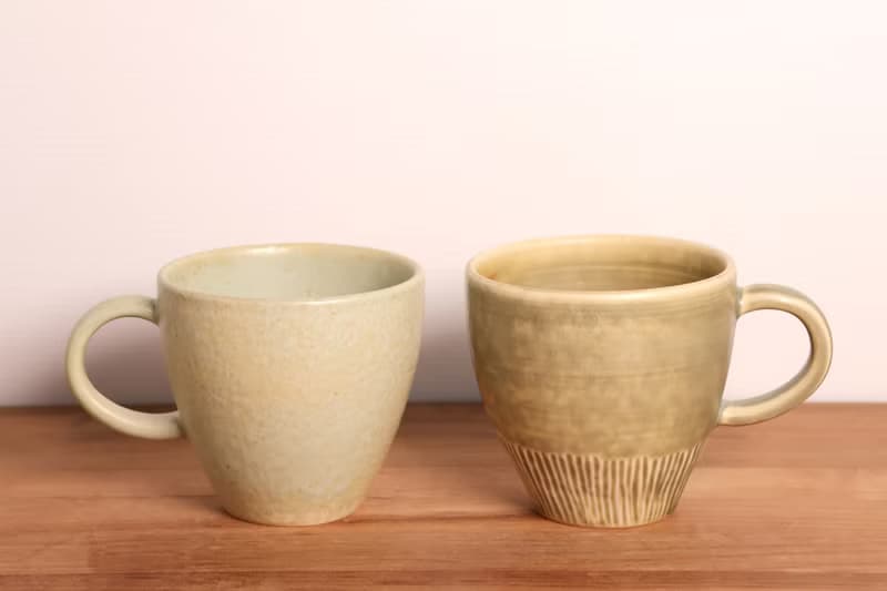 灰釉把手杯