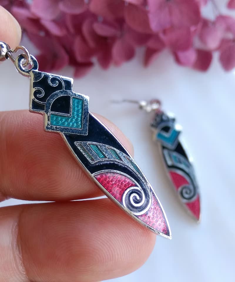 Vintage Jewelry 西洋古董飾品 景泰藍 圖騰黑底 耳勾 針式耳環