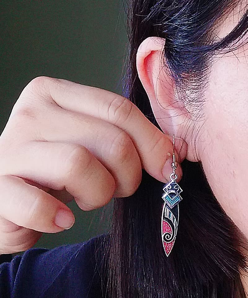 Vintage Jewelry 西洋古董飾品 景泰藍 圖騰黑底 耳勾 針式耳環