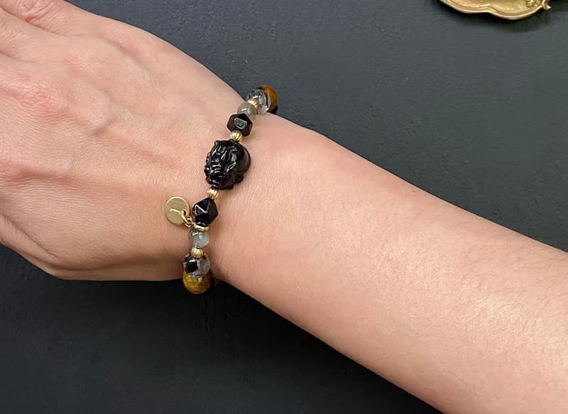 招財化太歲-金彼得石x灰月光x黑瑪瑙x黑髮晶x黑曜石龍龜黃銅手鍊