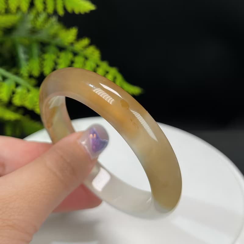 精品 香檳金瑪瑙手鐲 54MM 冰潤起光龍鱗紋飄花玉髓手環 辟邪福祿
