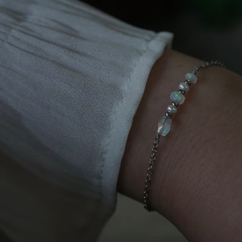 ll 雪島極光 ll 蛋白石 opal 淡水珍珠 馬島月光石 手鍊 BR-00023