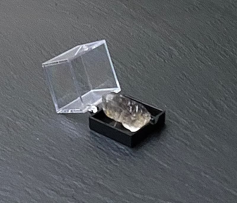 能量礦石擺件-閃靈骨幹 高頻率原石 平衡淨化七輪
