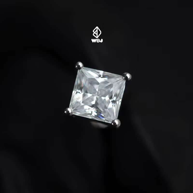 Wbj四爪公主方切割耳釘