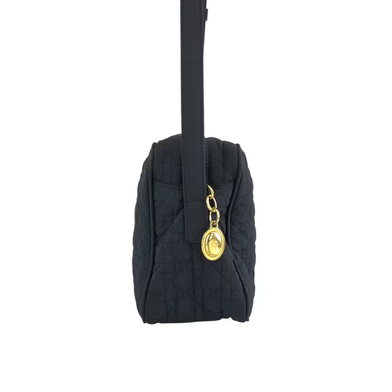 【 日本直送　名牌中古包 】Christian Dior カナージュ ショルダーバッグ ダークネイビー チャーム ナイロン vintage pdtnij