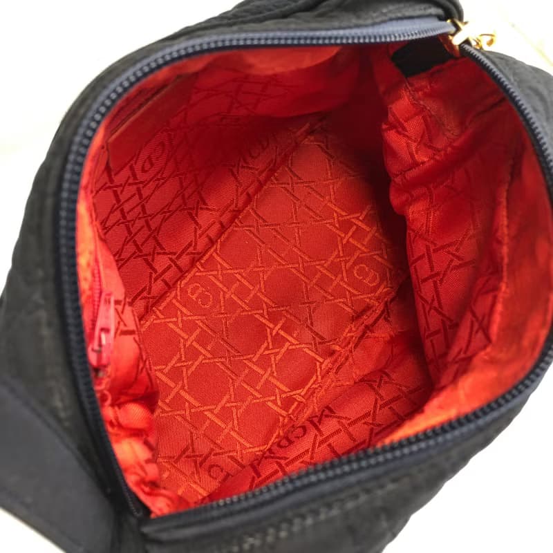 【 日本直送　名牌中古包 】Christian Dior カナージュ ショルダーバッグ ダークネイビー チャーム ナイロン vintage pdtnij