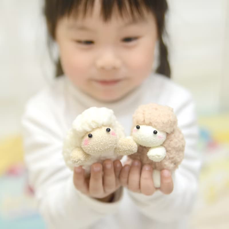 【獨家手作】柔綿可愛の羊咩咩 七隻小羊 手縫 DIY材料包 聖誕禮