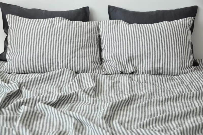 Striped linen sheet set / Flat+fitted sheet+2 pillowcases / Striped bedding