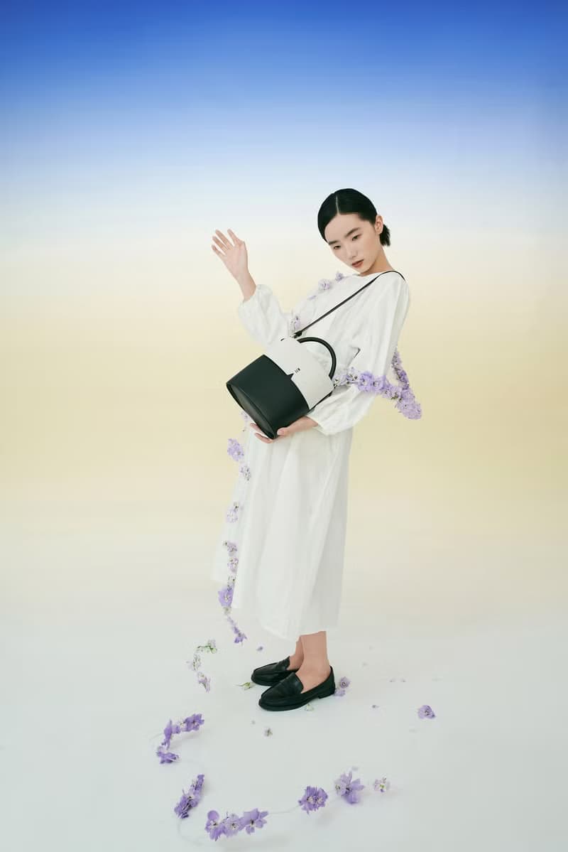 Gaia Bucket Bag 素皮革 水桶包 手提包 側背包 黑色x米白色