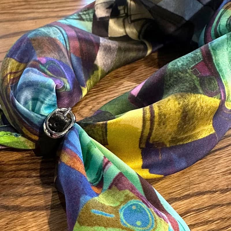 50cm角_silkscarf_マルチカラーカメラ柄のシルクスカーフChristalART