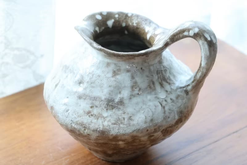 【喬遷禮物】美國進口土手捏陶壺造型花器化妝土白釉原土質感詫寂