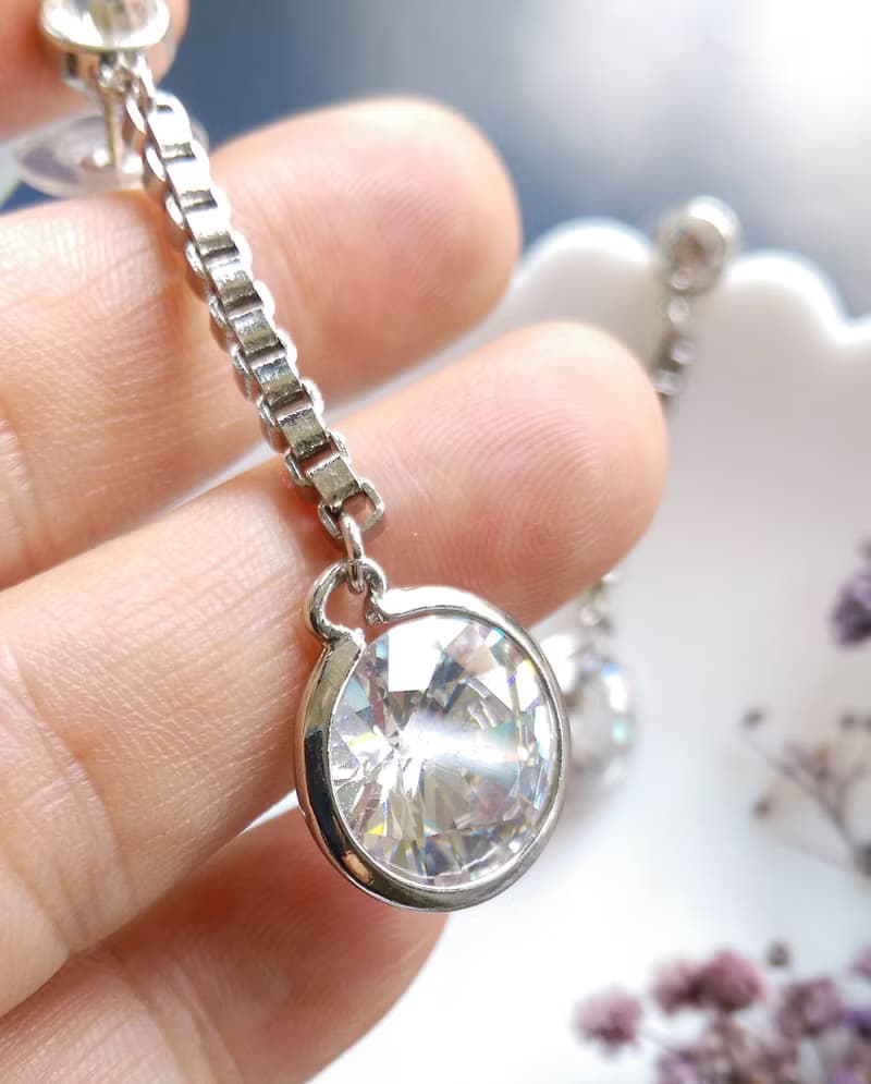 Vintage Jewelry 西洋古董飾品 銀色調 盒子鍊 飛碟圓鑽 針式耳環