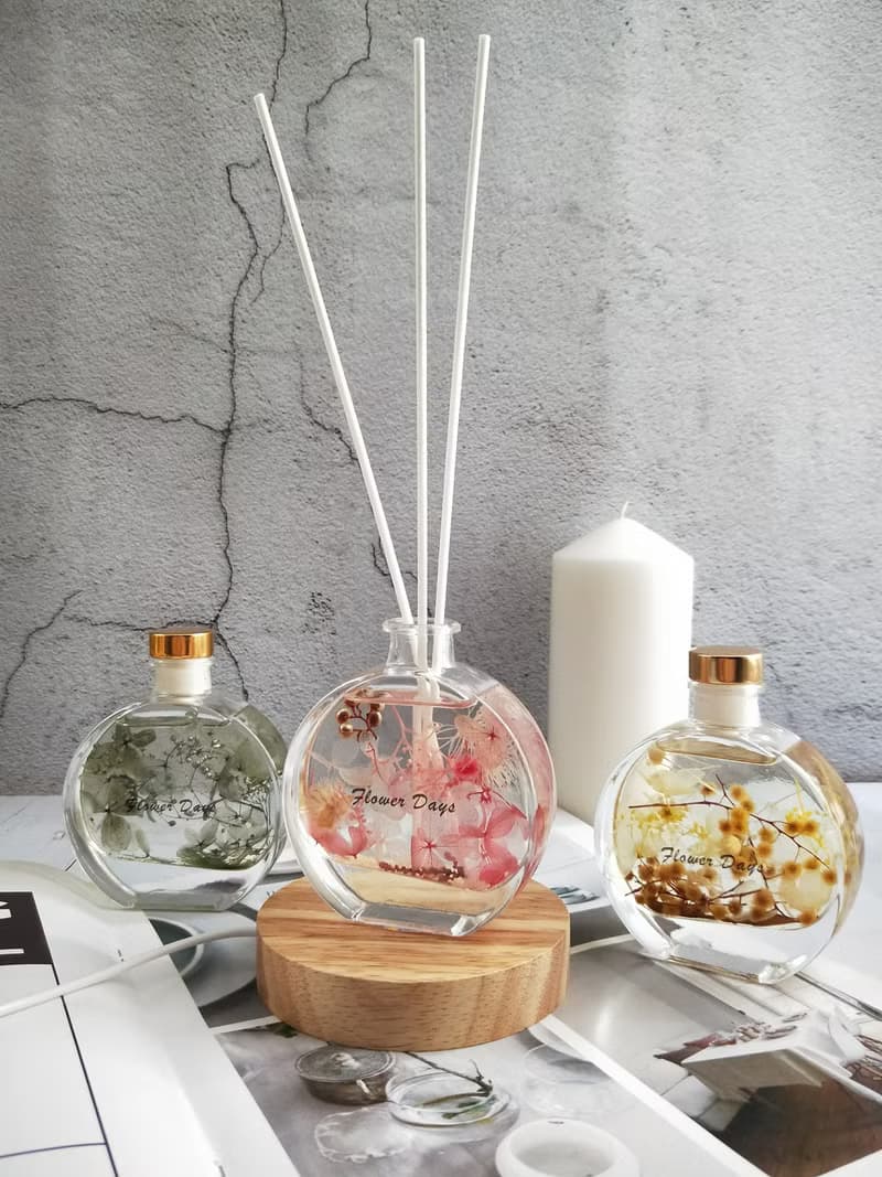 漂浮擴香瓶(圓瓶) -永生花浮游香氛 畢業禮物畢業 老師禮物