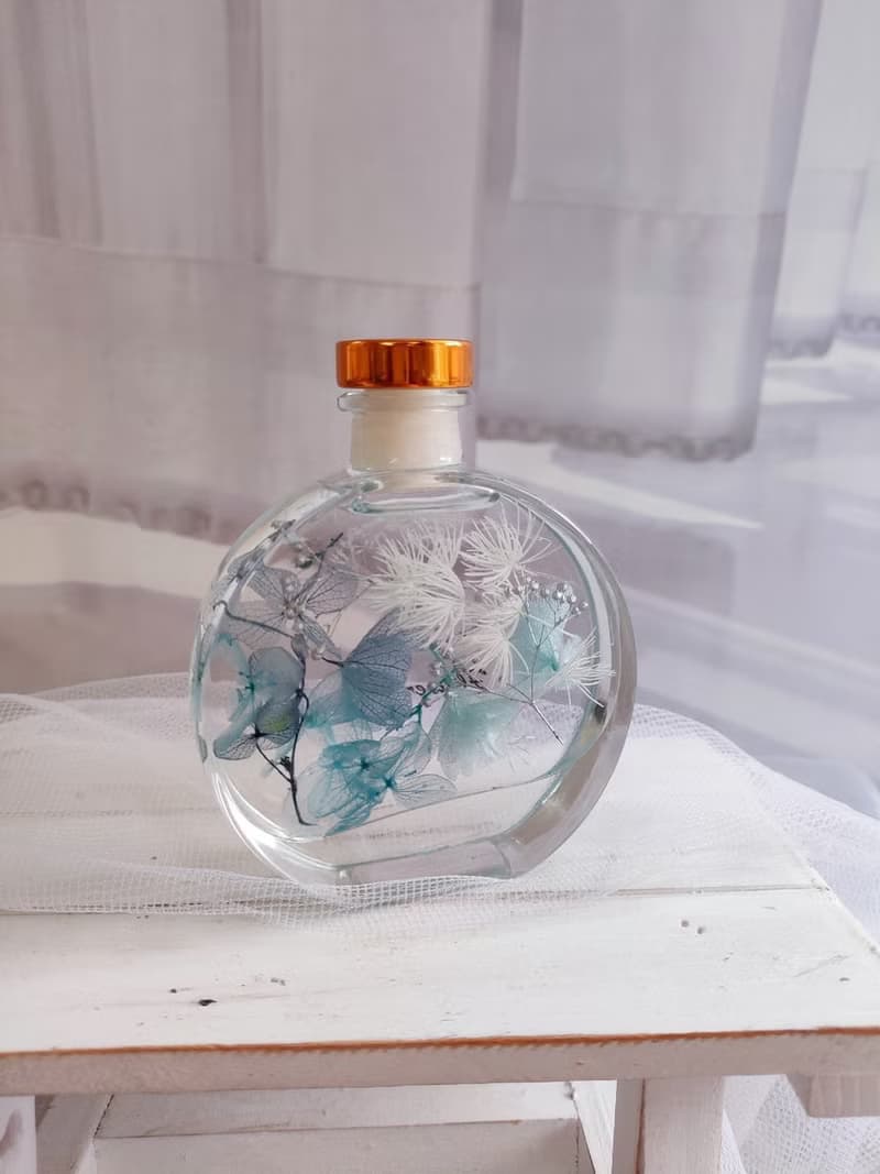 漂浮擴香瓶(圓瓶) -永生花浮游香氛 畢業禮物畢業 老師禮物