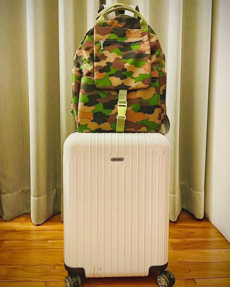 防水迷彩後背包旅行袋行李袋手提袋可裝A4筆電或PAD掛行李箱拉桿
