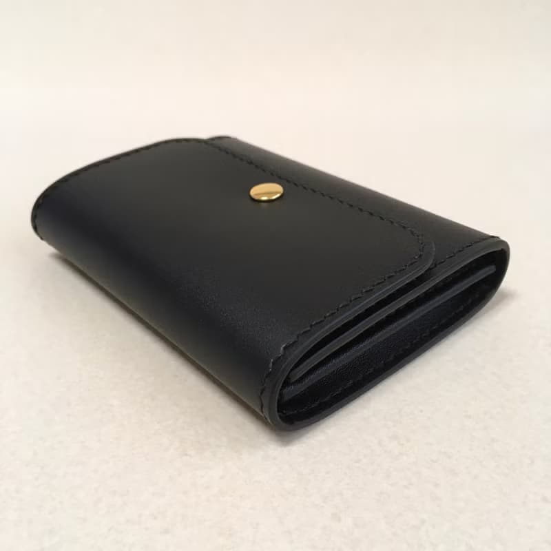 經典手工牛皮短夾/黑