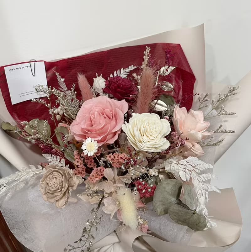 【永生花束】鮭魚粉 奶茶色 告白花束 情人節花束 畢業花束 紀念