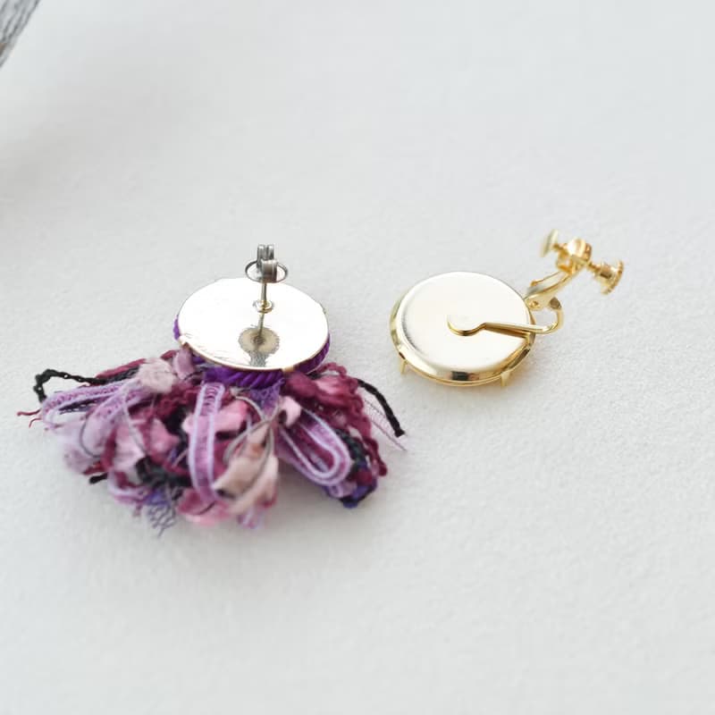 イヤリング/String tassel earrings /Purple