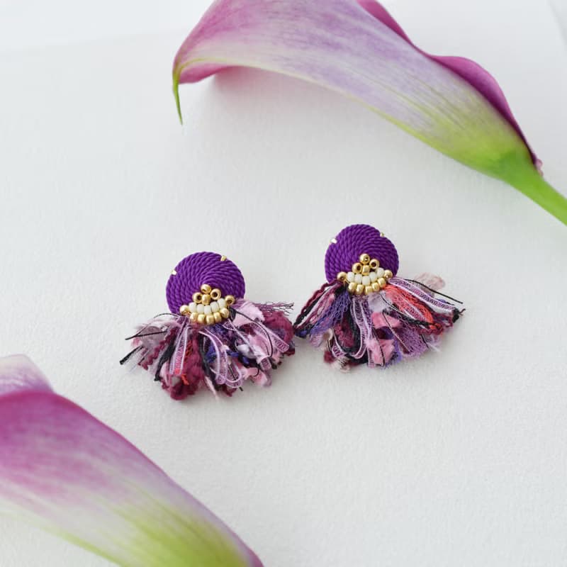 イヤリング/String tassel earrings /Purple