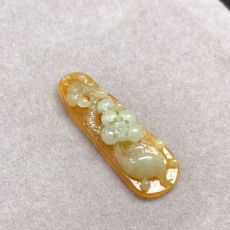 冰黃翡翡翠巧雕蓮花 | 天然緬甸玉A貨翡翠 | 送禮