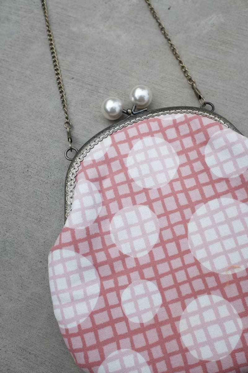 |烤糰子| 斜背鏈條口金包 斜背包 側背包 禮物