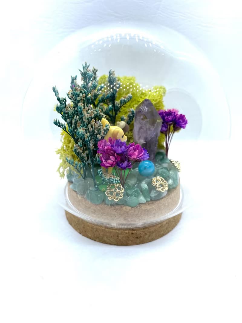 綠色森林-小鹿與紫水晶/海藍寶珠-手工玻璃罩公仔/水晶/乾燥花